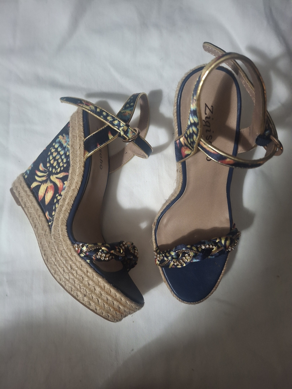 Zigi Soho Blue Floral Espadrille Wedge Sandals - Picture 2 of 4